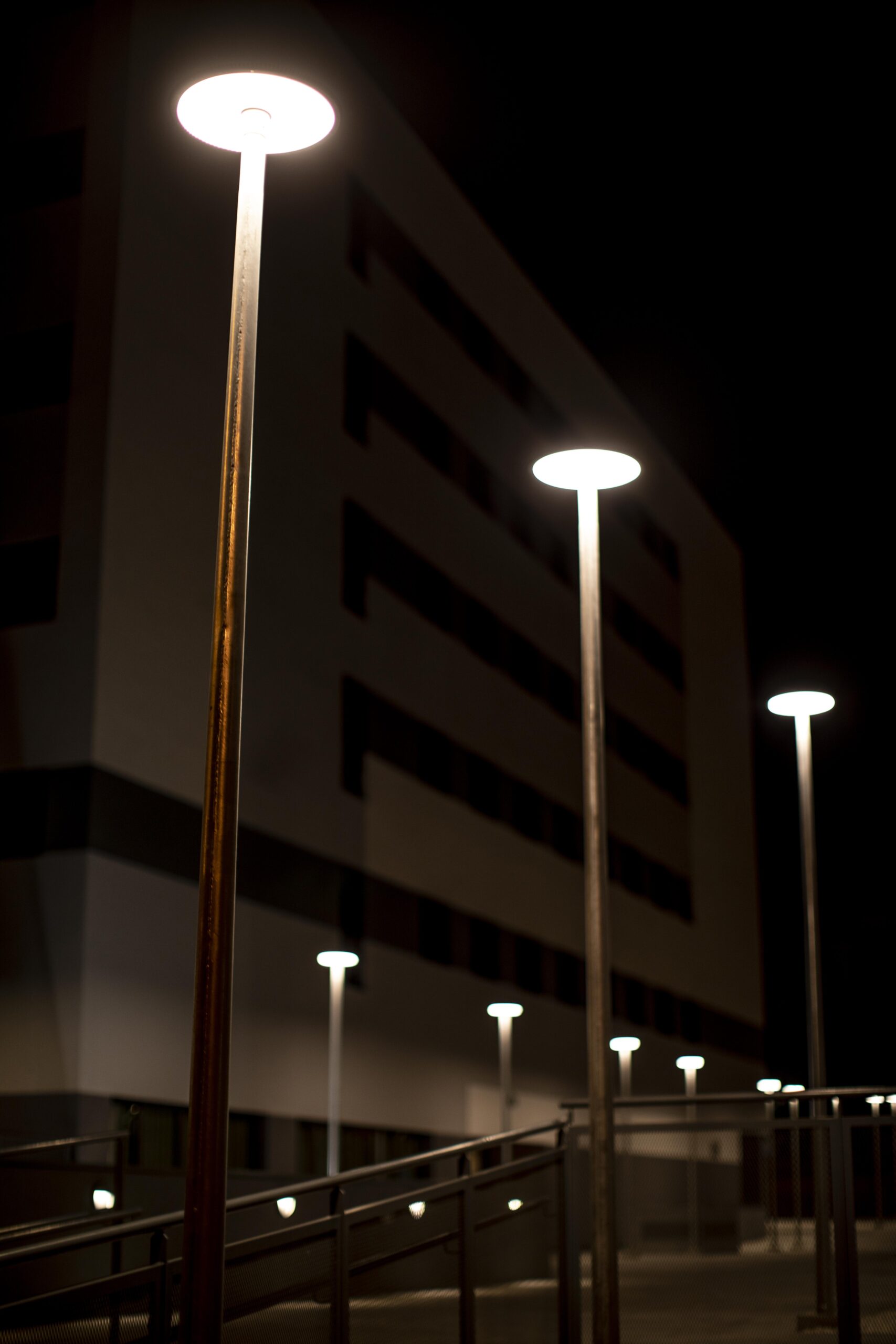 blurred-nightlights-city
