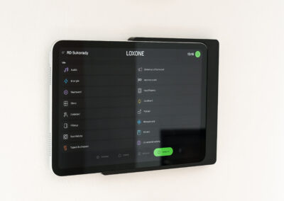 detail ovládání Loxone chytrý dům Sukorady